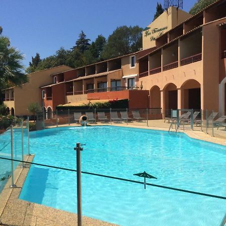 Les Terrasses Lägenhet Bormes-les-Mimosas Exteriör bild
